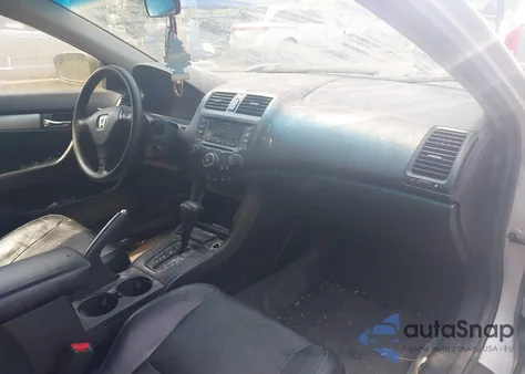 2004 Honda Accord 2.4 Lx from USA, damaged, VIN 1HGCM72274A019817